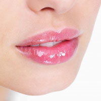 インスタント リップ プランパー(唇ボリューム美容液) 10ml